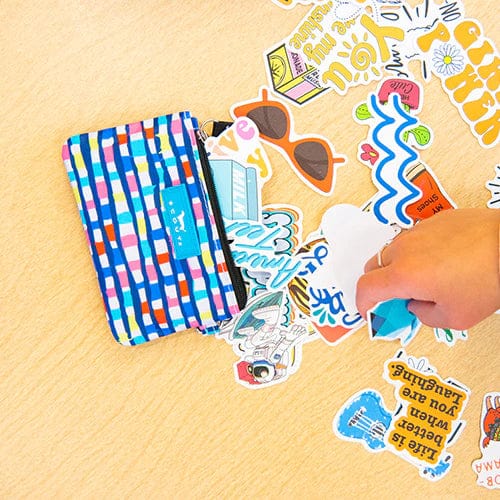 Scout Idkase Card Holder - Grain Teaser – Carolina Girls