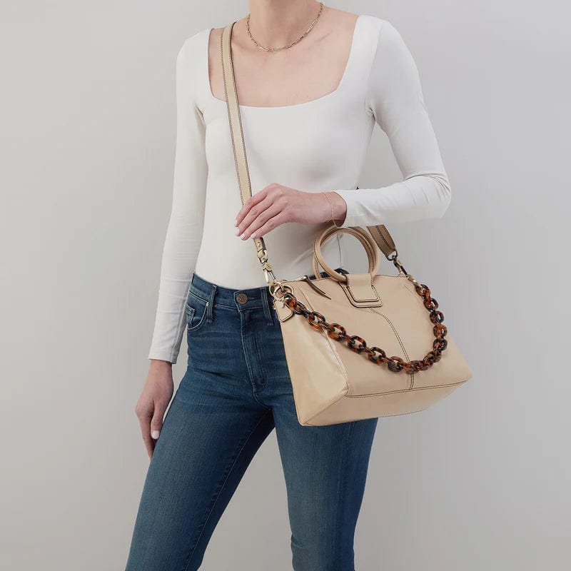 Hobo Sheila Medium Satchel - Quartz in Polished Leather