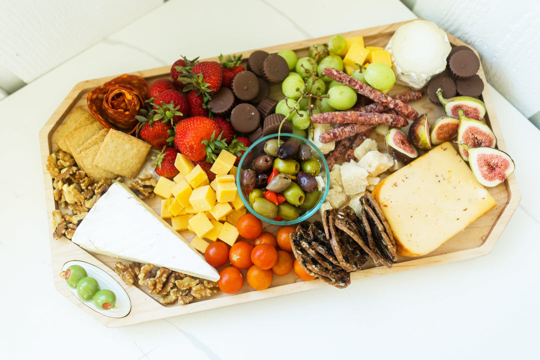 Nora Fleming Limited Edition Signed XL Maple Octagonal Charcuterie